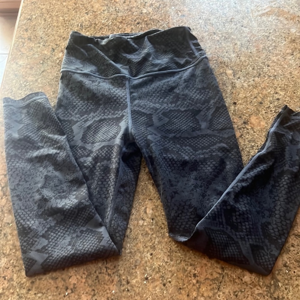 Leggings - Picture 1 of 3
